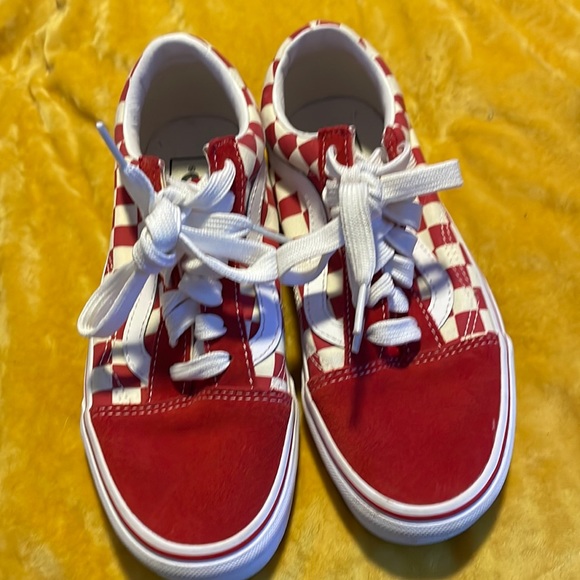 Vans | Shoes | Almost New Vans Size 5 | Poshmark